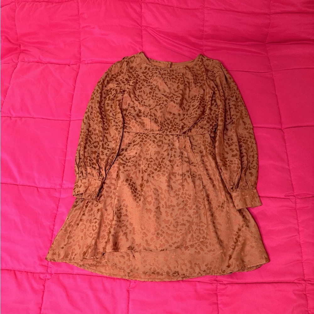 Dress - Picture 2 of 8